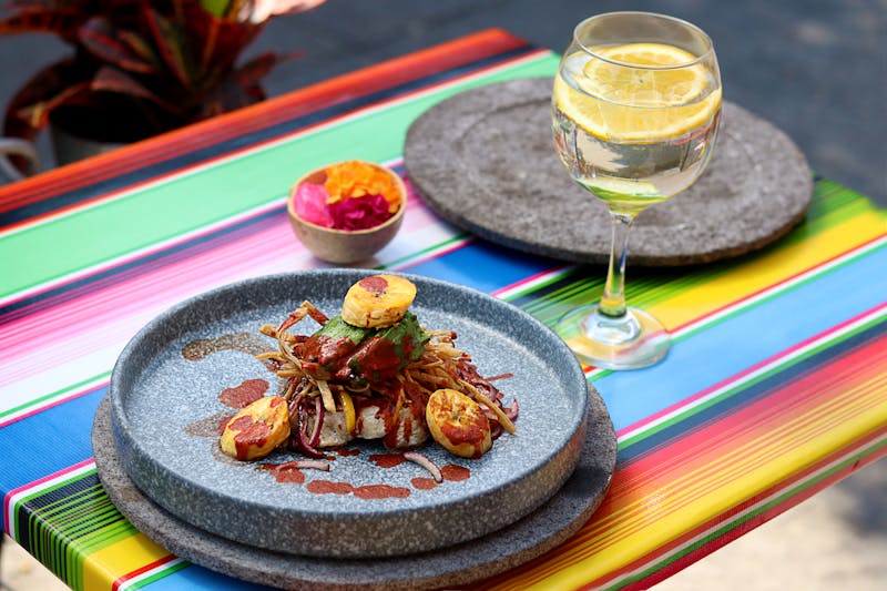 Vibrant costa vida dining atmosphere